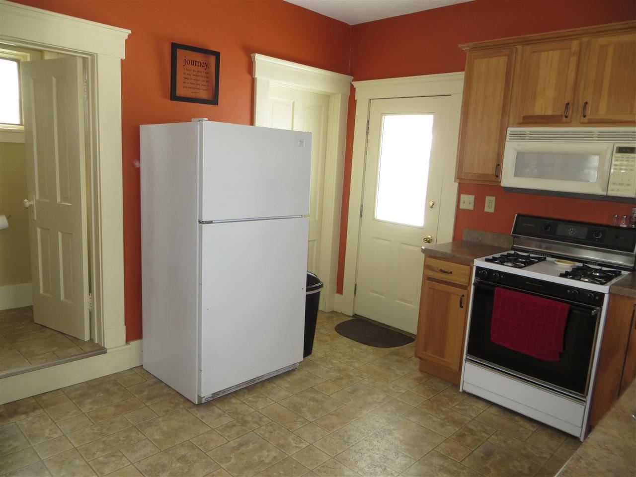 1017 S 8th St, Goshen, IN 46526 photo 4