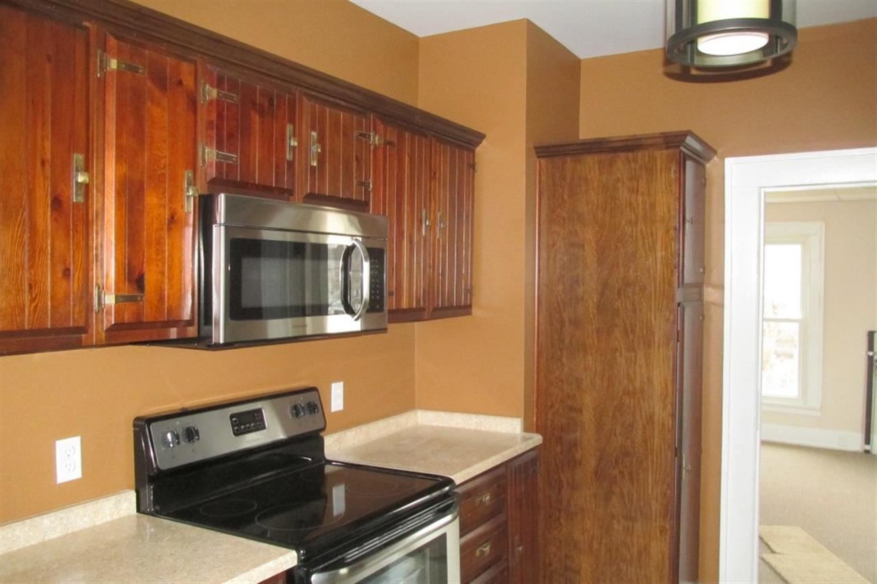 306 E North St, Winslow, IN 47598 photo 2