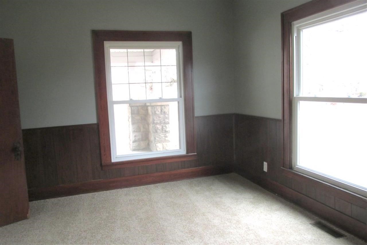 306 E North St, Winslow, IN 47598 photo 11