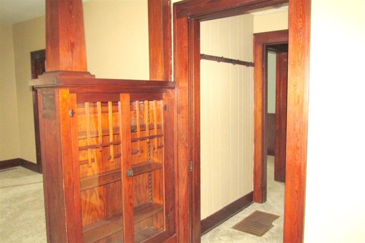 306 E North St, Winslow, IN 47598 photo 8