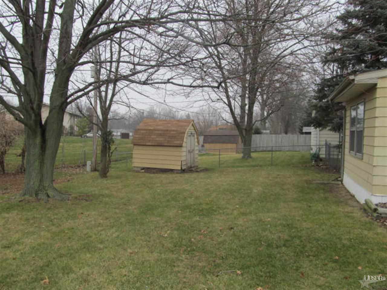 6721 Salge Dr, Fort Wayne, IN 46835 photo 4