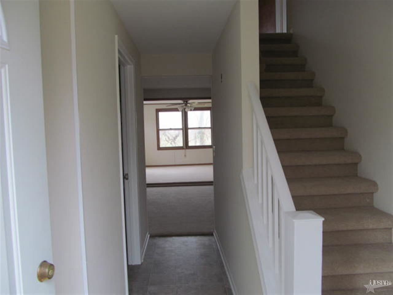 6721 Salge Dr, Fort Wayne, IN 46835 photo 3