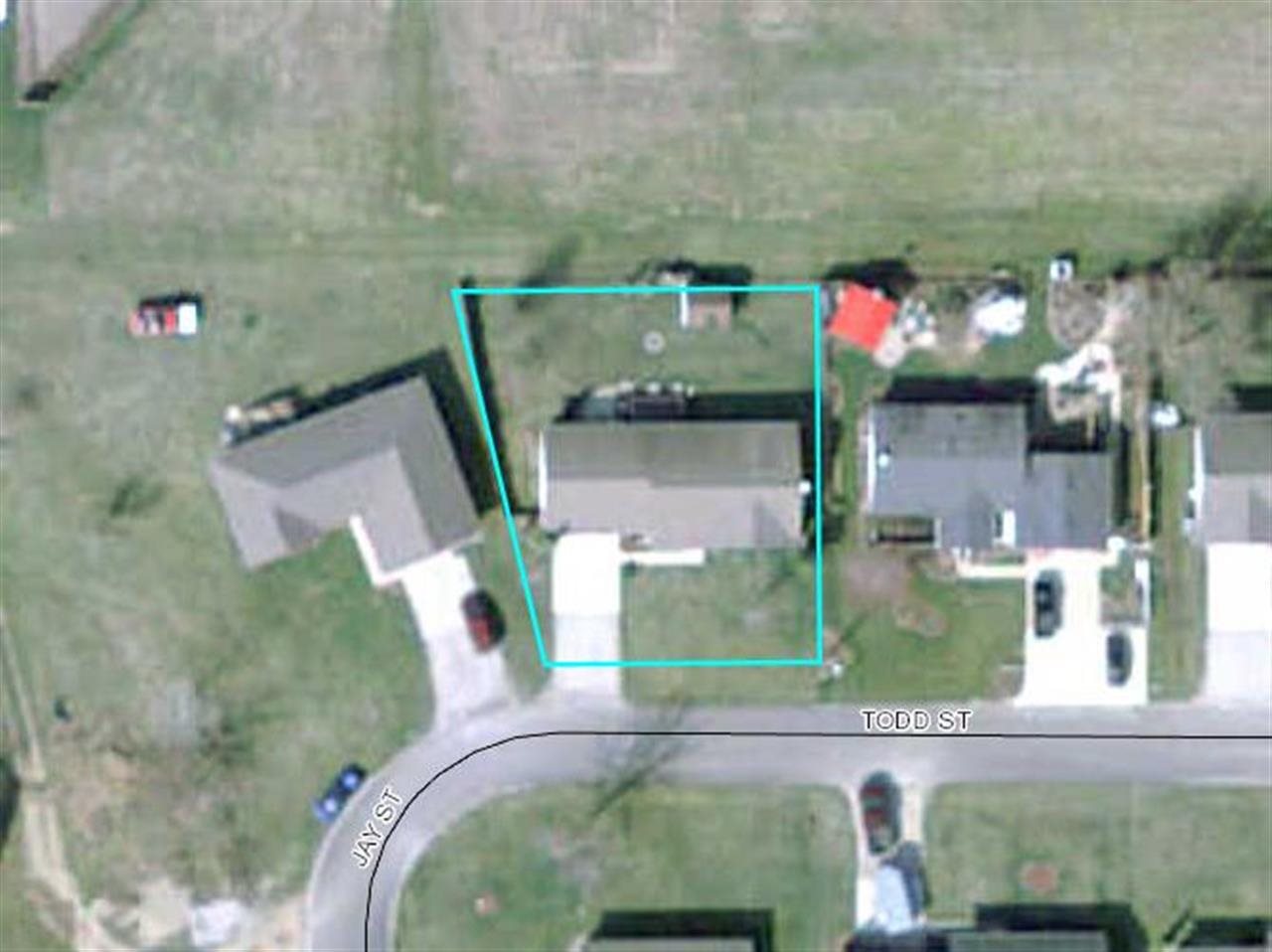 205 Todd St, Topeka, IN 46571 photo 2