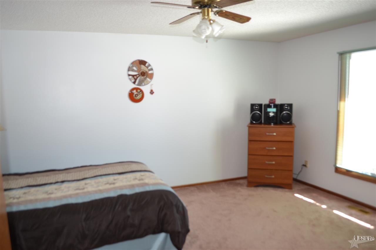 1327 Valdosta Dr, Fort Wayne, IN 46825 photo 7