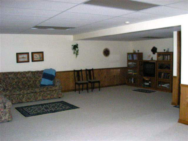 1227 Camden Ct, Goshen, IN 46526 photo 7