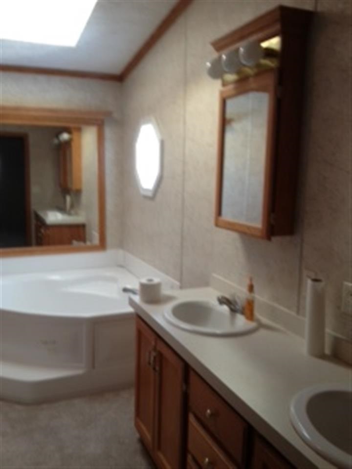 434 Johnston, Goshen, IN 46528 photo 6