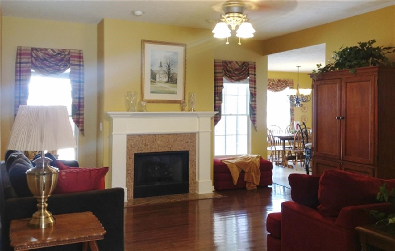4620 Overlook Cir, Evansville, IN 47711 photo 3