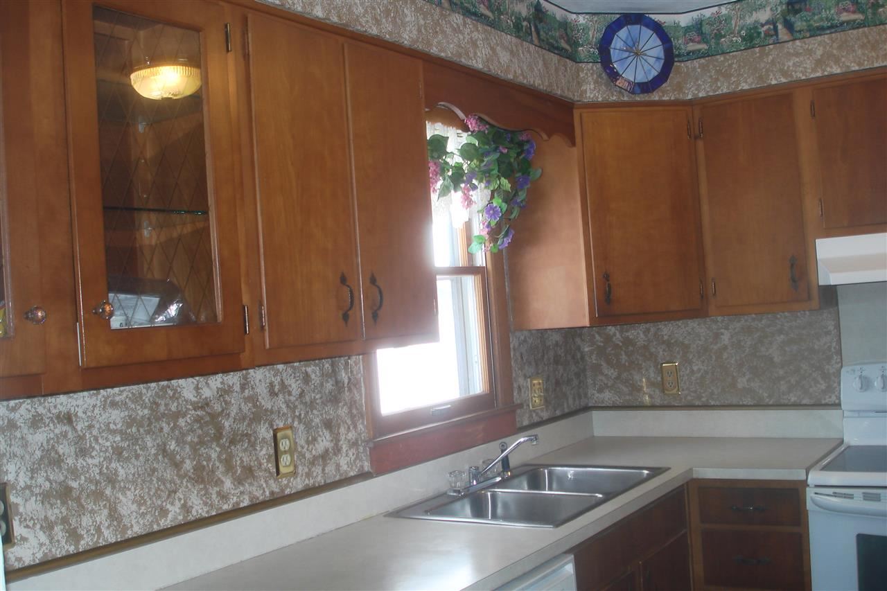 28588 Bender Dr, Elkhart, IN 46514 photo 7