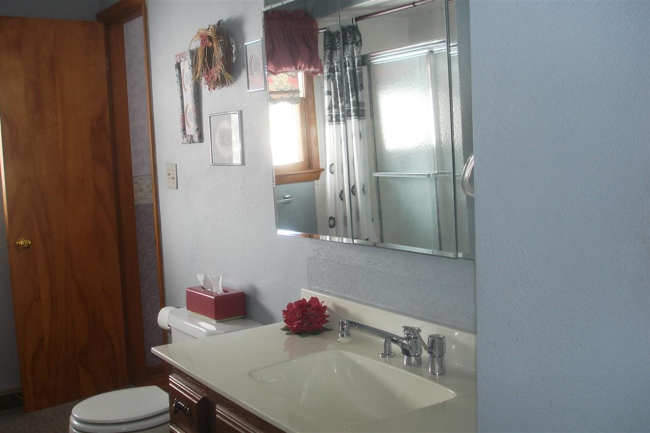 28588 Bender Dr, Elkhart, IN 46514 photo 11
