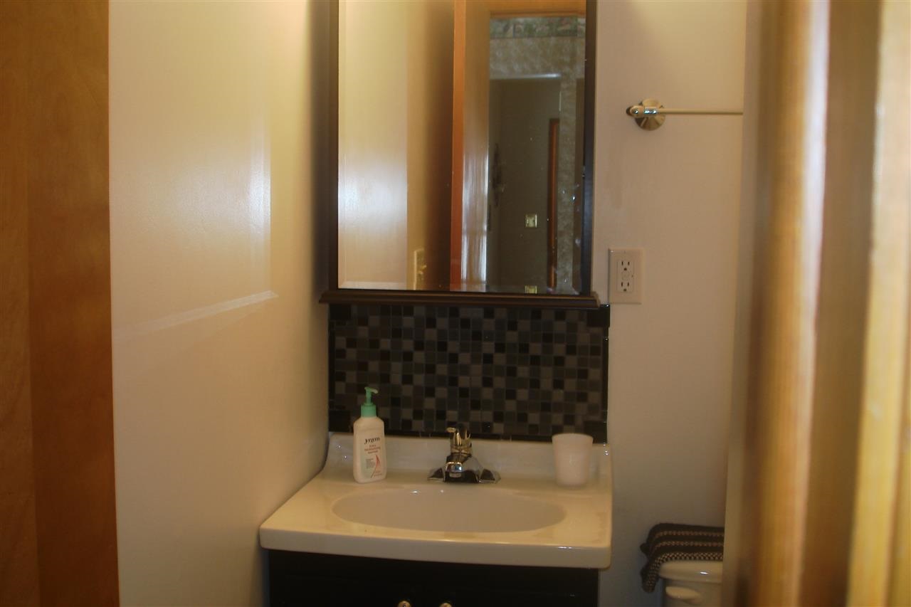 28588 Bender Dr, Elkhart, IN 46514 photo 3
