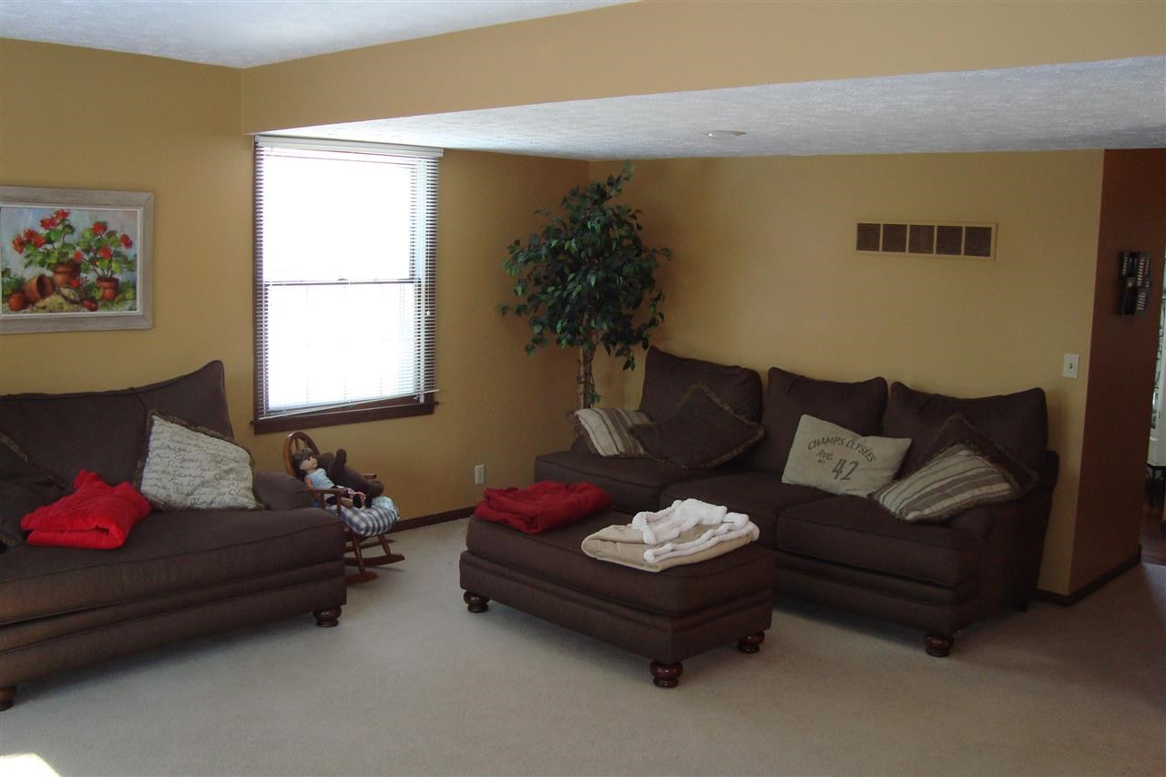 3615 Beechwood Ct, Elkhart, IN 46514 photo 12