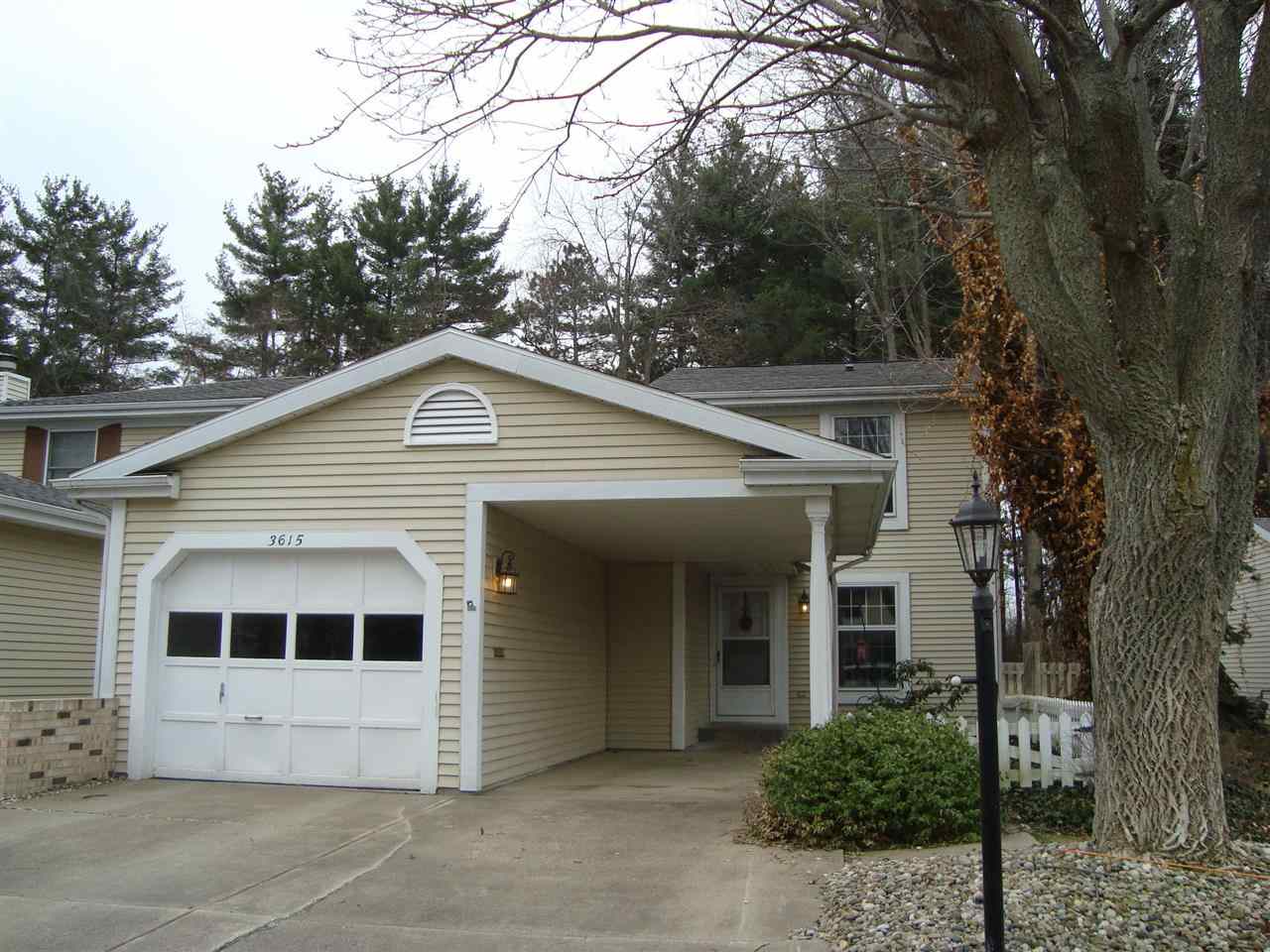 3615 Beechwood Ct, Elkhart, IN 46514 photo 1