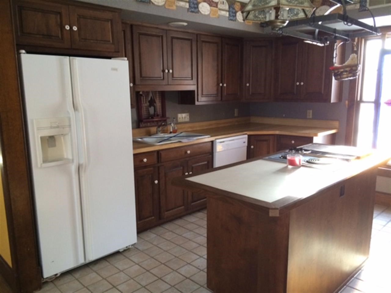 1895 E Oak St, Flora, IN 46929 photo 4
