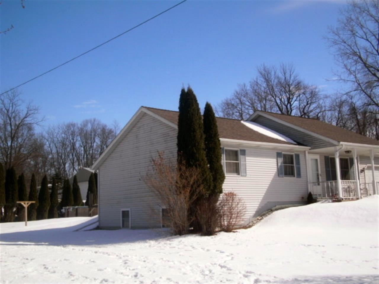 1719 Vandeveer St, Warsaw, IN 46580 photo 3