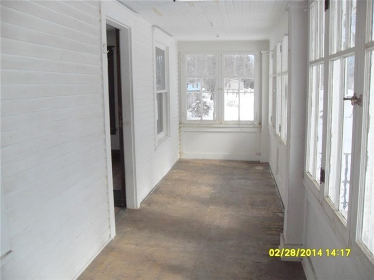 1230 Fieldhouse Ave, Elkhart, IN 46517 photo 3