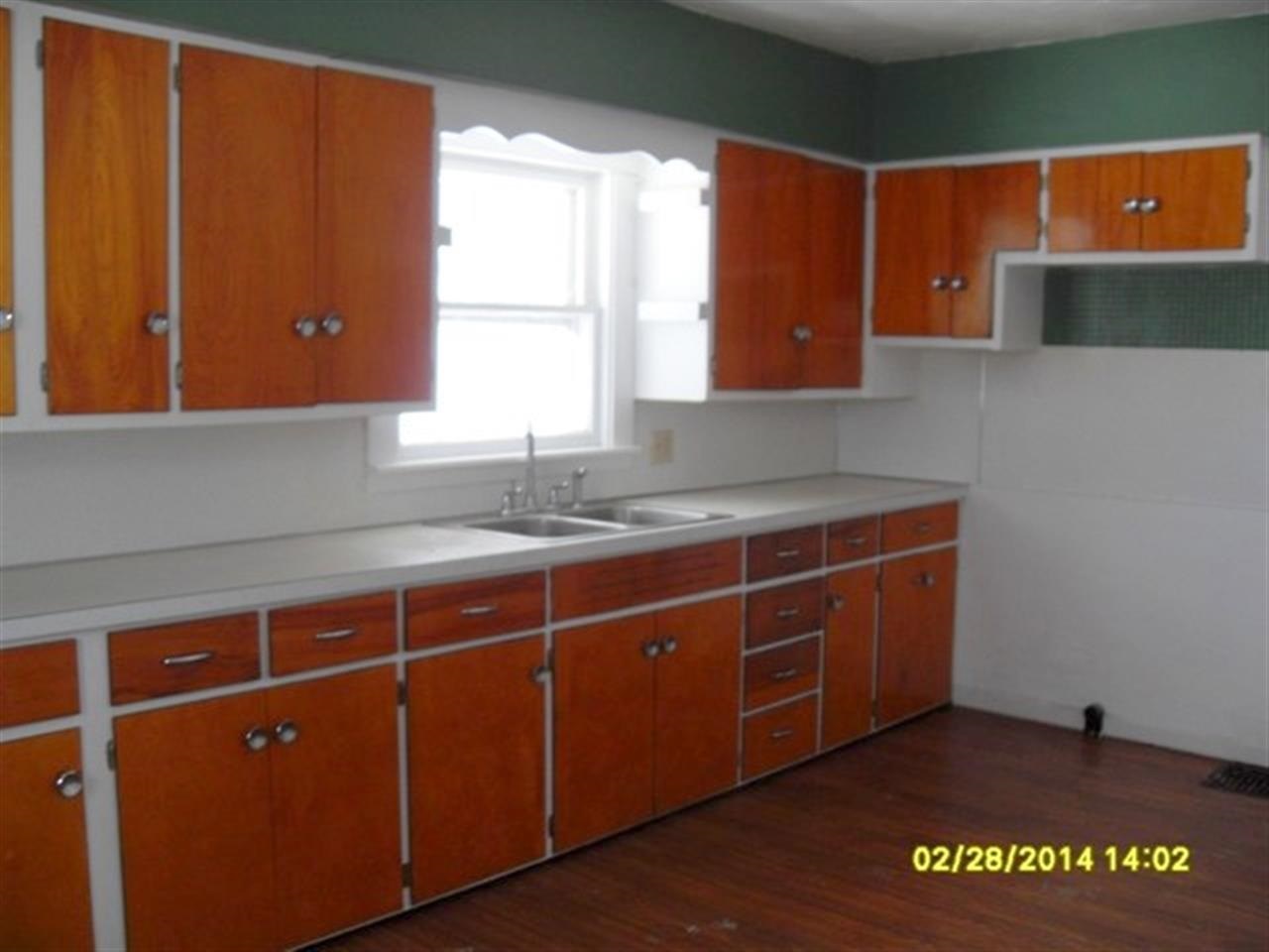1230 Fieldhouse Ave, Elkhart, IN 46517 photo 9