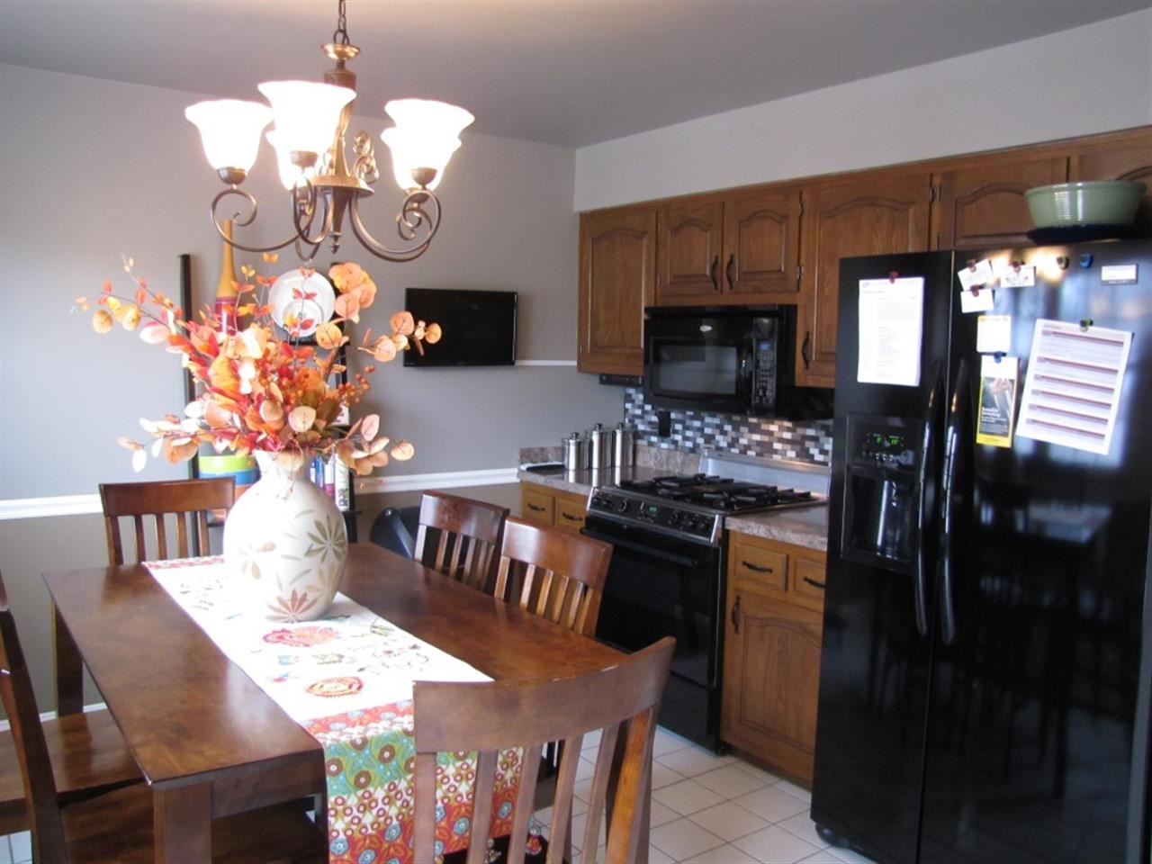 1155 Old Post Rd, Evansville, IN 47710 photo 2