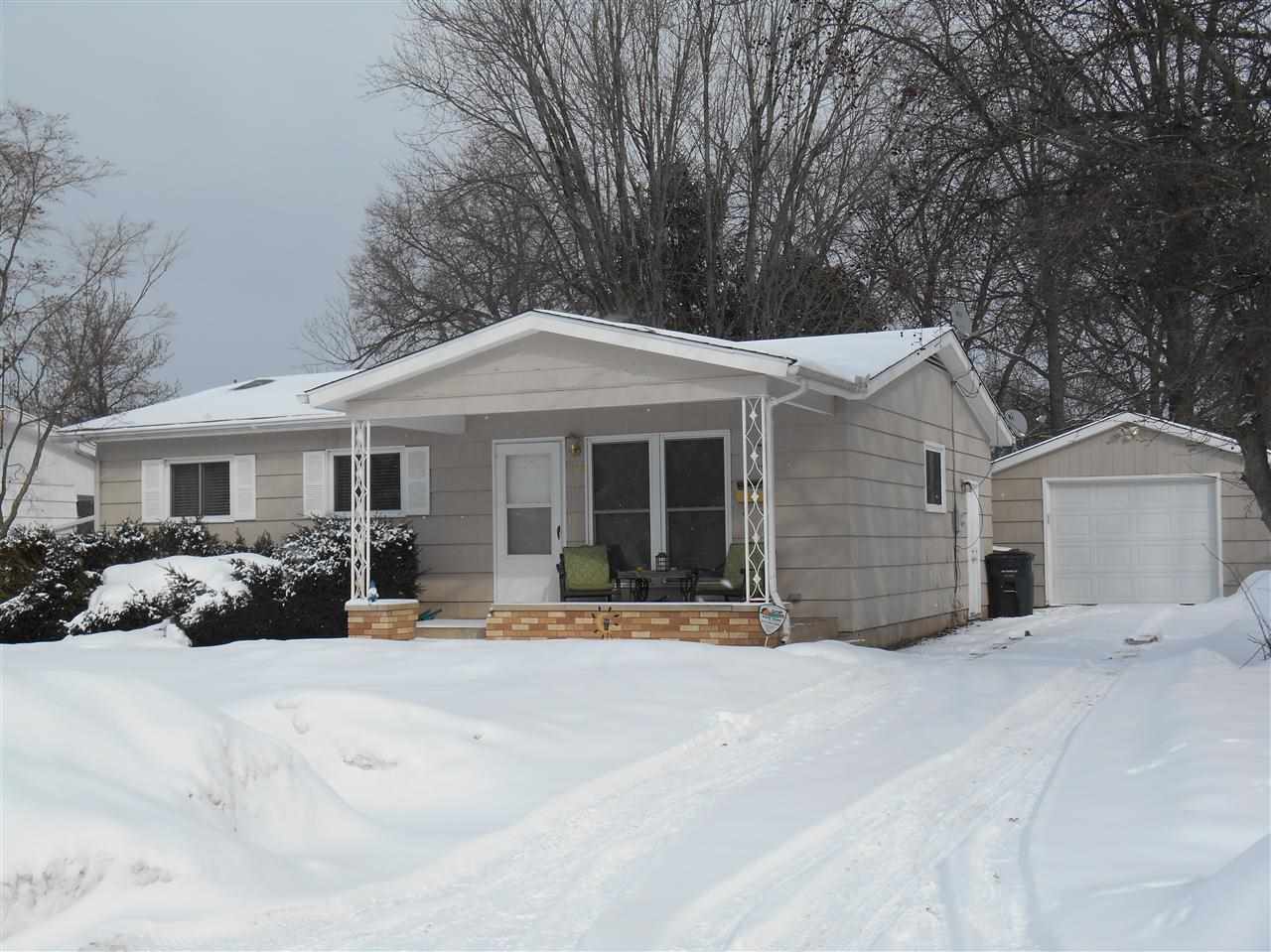 4130 Winthrop Dr, South Bend, IN 46614 photo 1