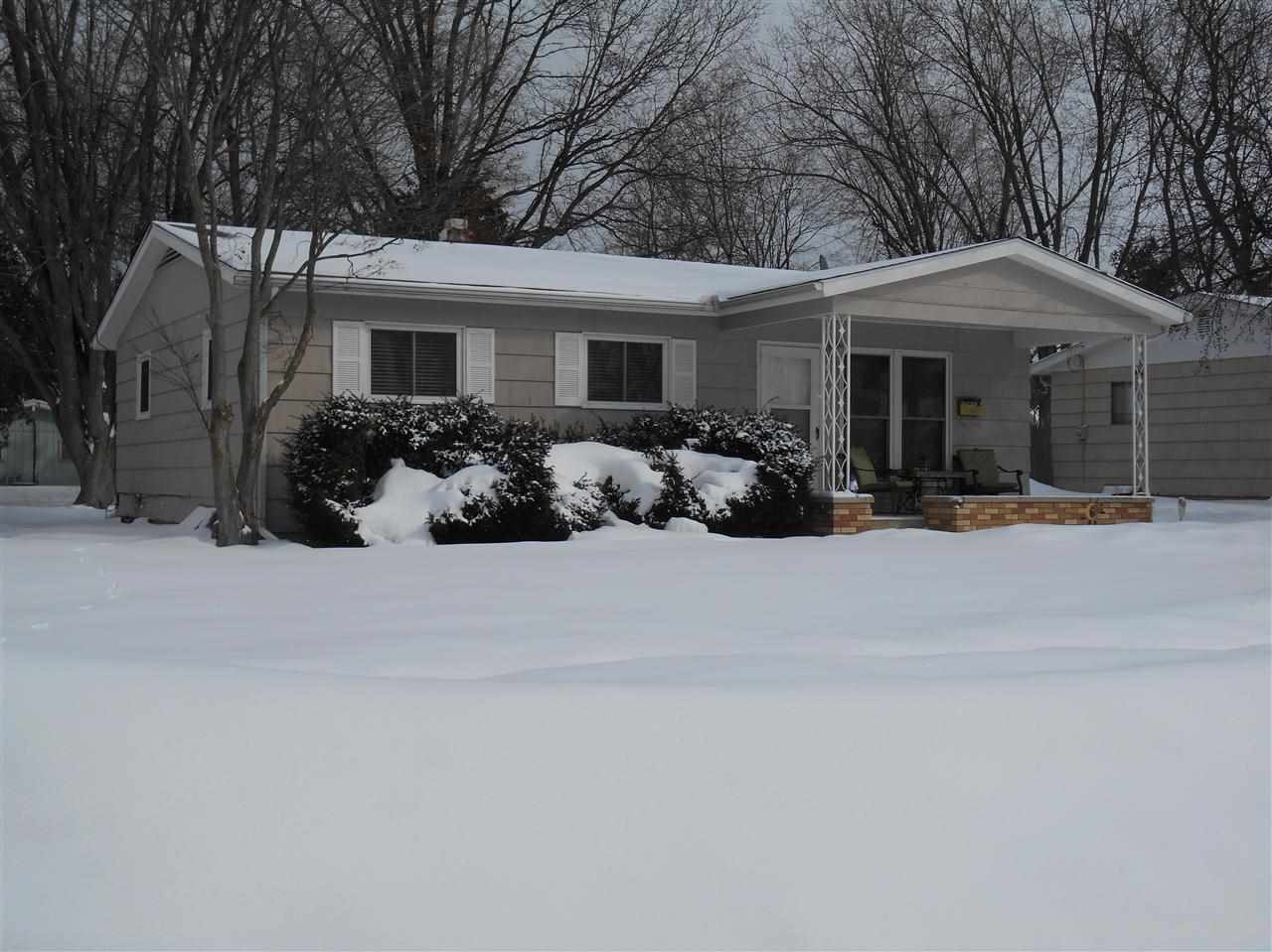 4130 Winthrop Dr, South Bend, IN 46614 photo 2