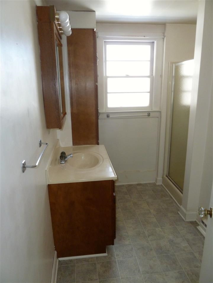 210 E 5th St, Huntingburg, IN 47542 photo 6