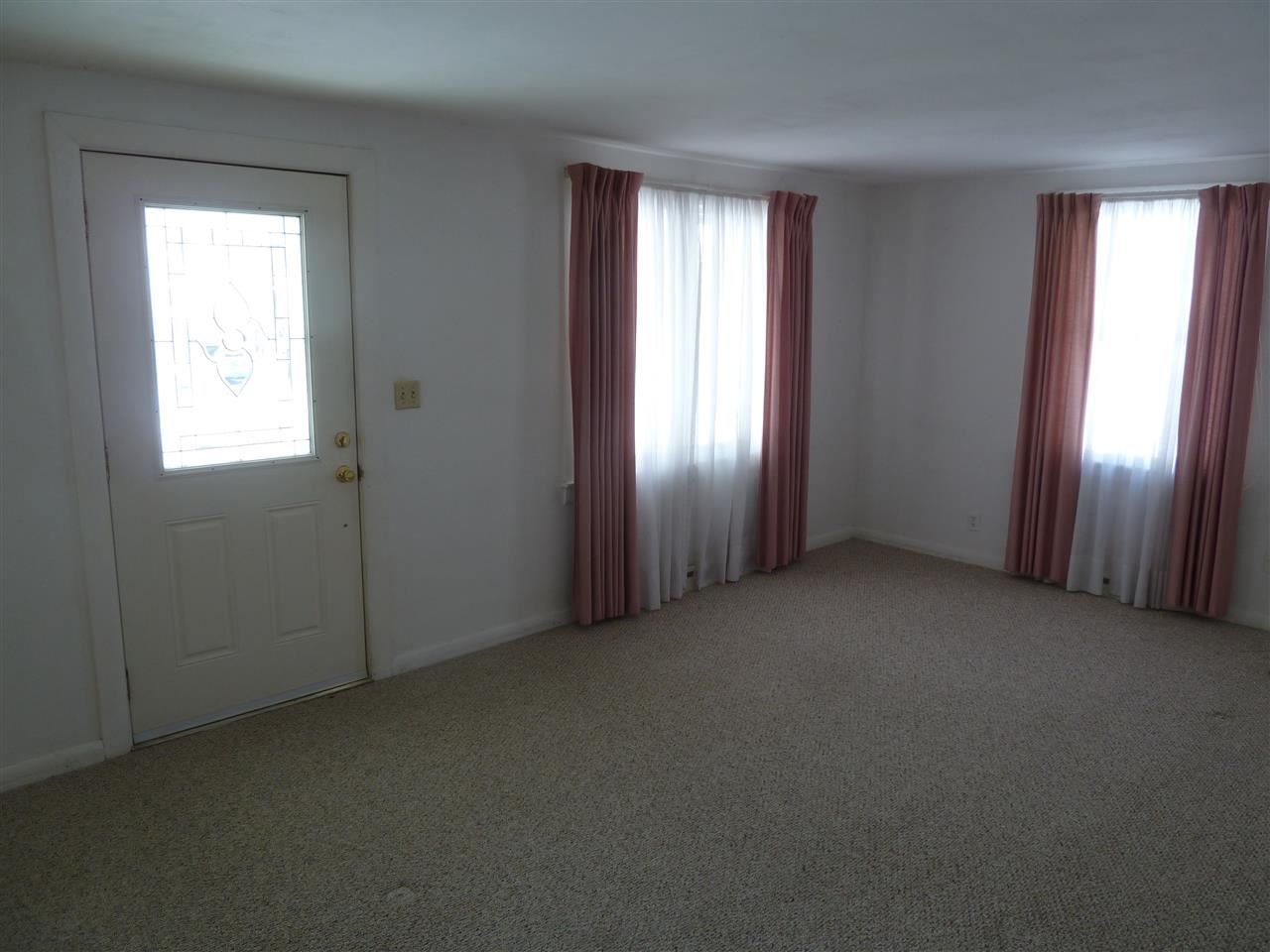 210 E 5th St, Huntingburg, IN 47542 photo 5