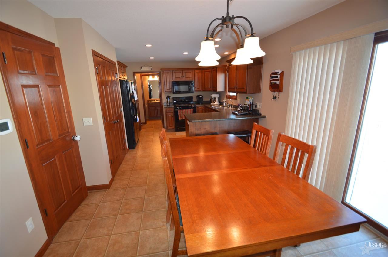 3036 Marguerite Dr, Huntertown, IN 46748 photo 5