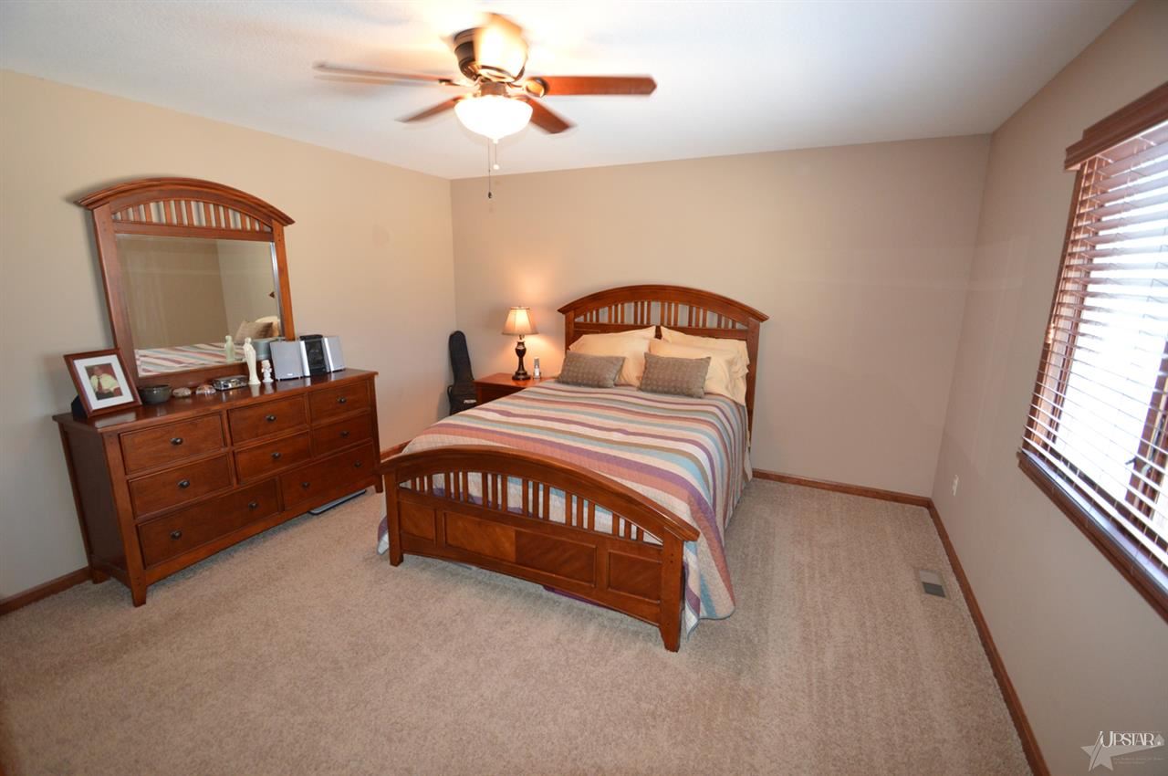 3036 Marguerite Dr, Huntertown, IN 46748 photo 14
