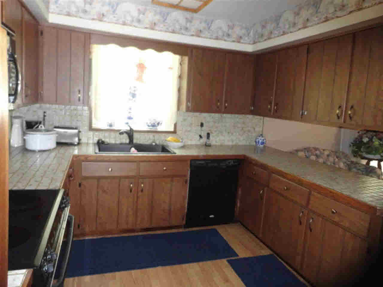 1711 Mayfield Dr, Goshen, IN 46526 photo 11