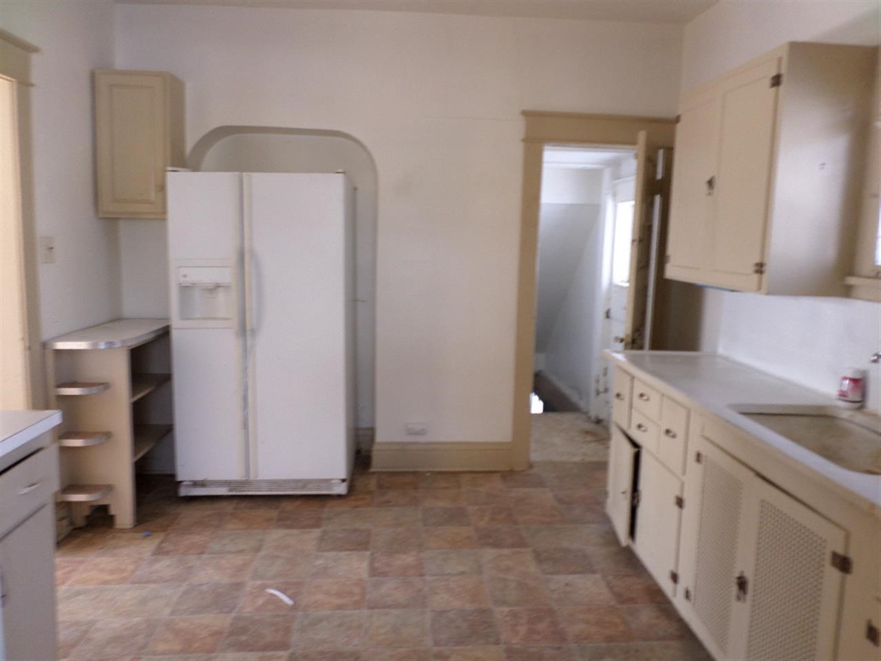 208 Riley Pl, South Bend, IN 46601 photo 9
