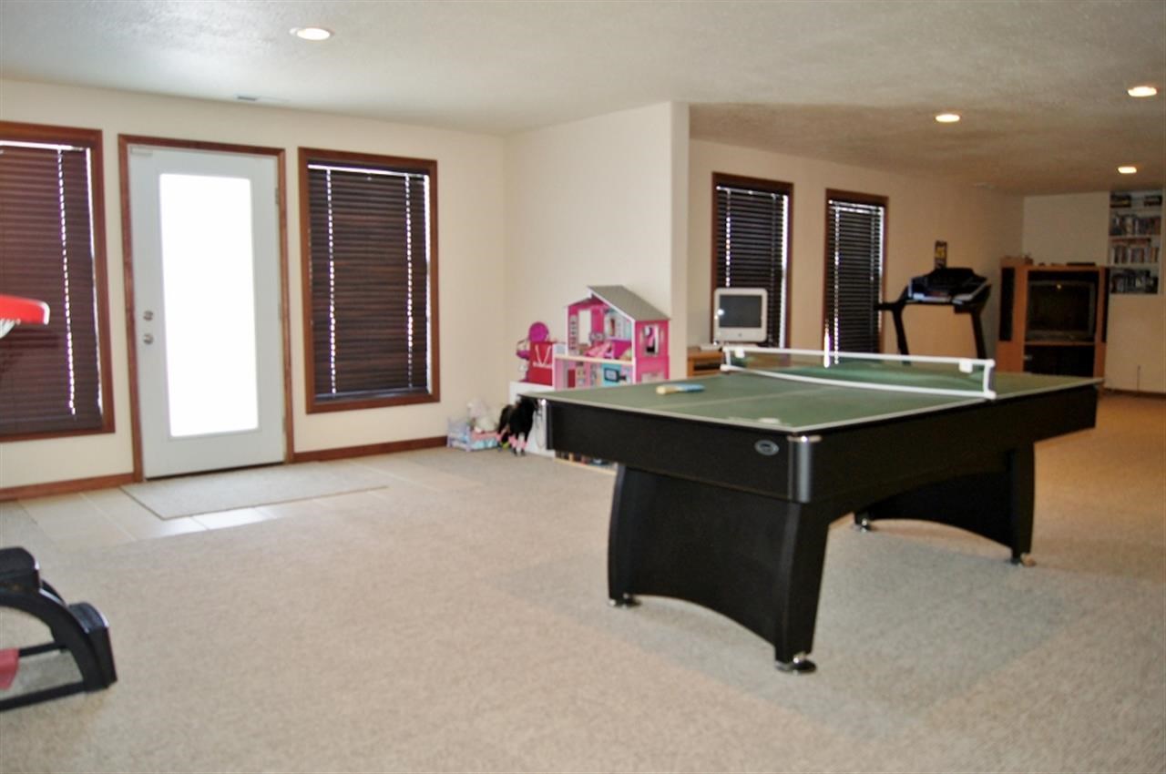 1937 Pheasant Ridge Dr, Warsaw, IN 46580 photo 15