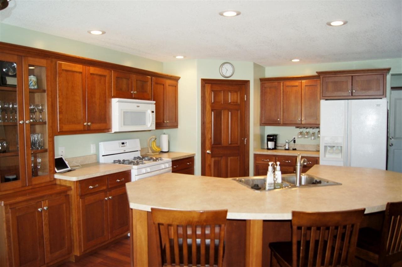 1937 Pheasant Ridge Dr, Warsaw, IN 46580 photo 6