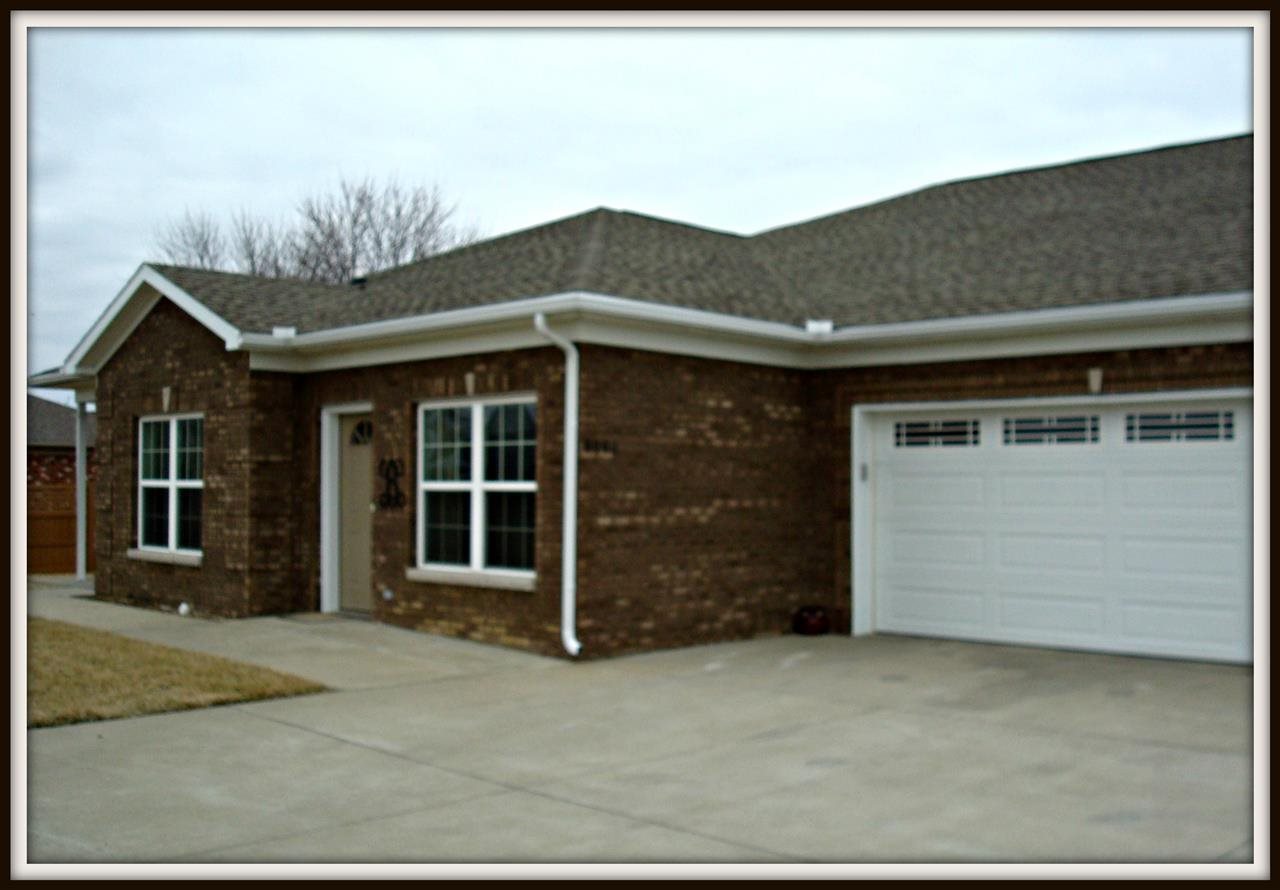 8986 Covenant Ct, Newburgh, IN 47630 photo 1