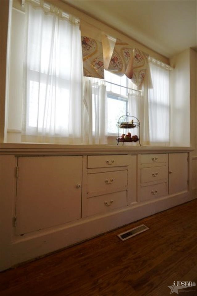 709 Kinnaird Ave, Fort Wayne, IN 46807 photo 5