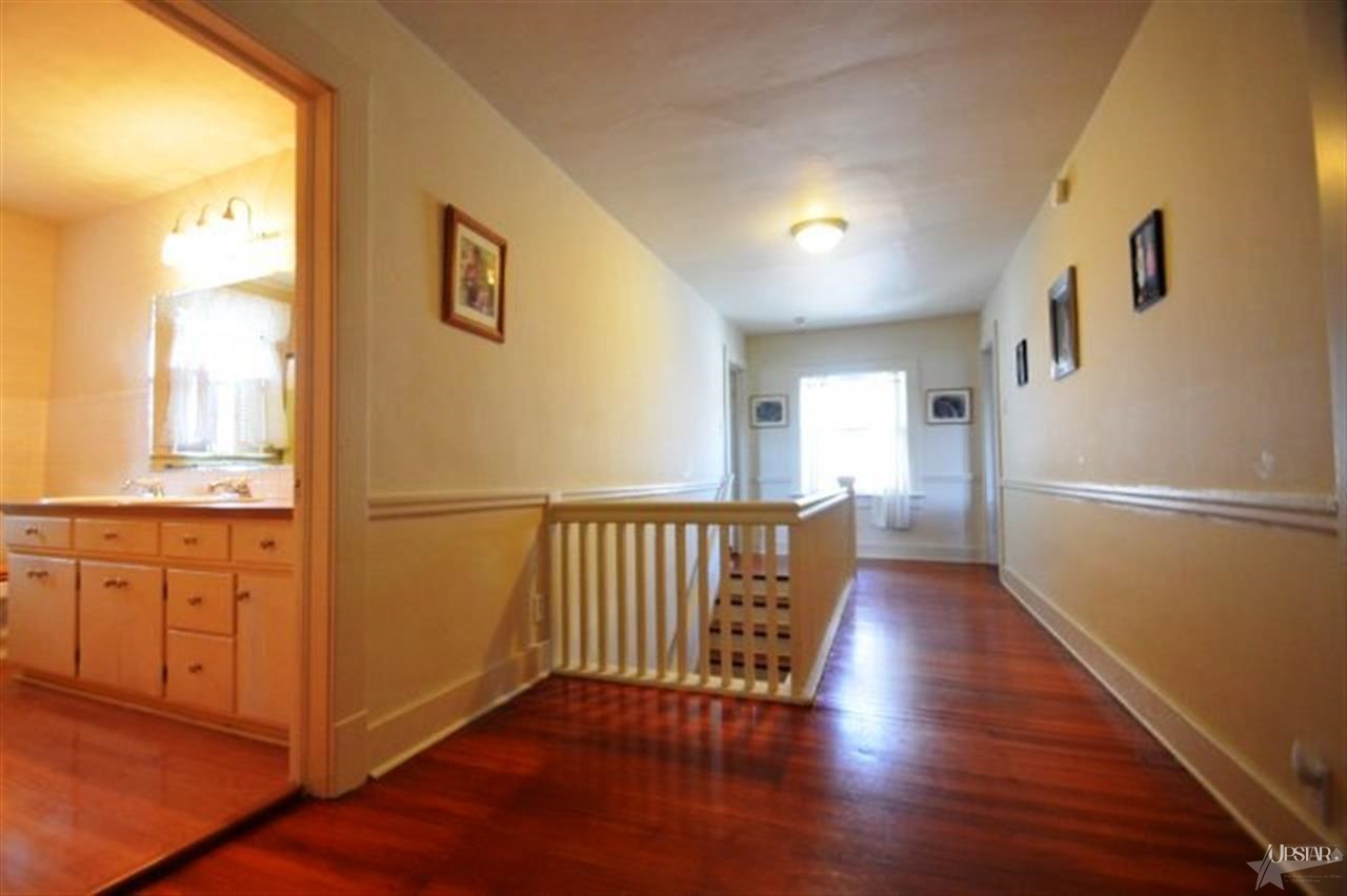 709 Kinnaird Ave, Fort Wayne, IN 46807 photo 16