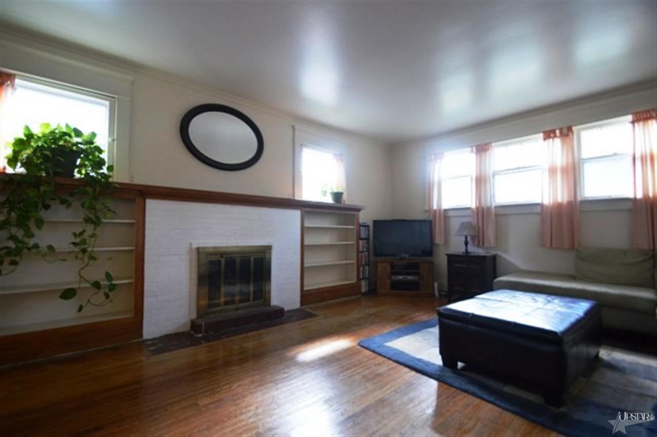 709 Kinnaird Ave, Fort Wayne, IN 46807 photo 8