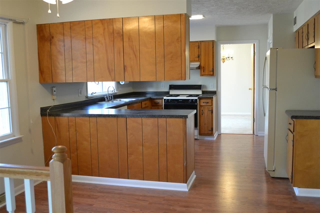 2219 S Montclair Ave, Bloomington, IN 47401 photo 6