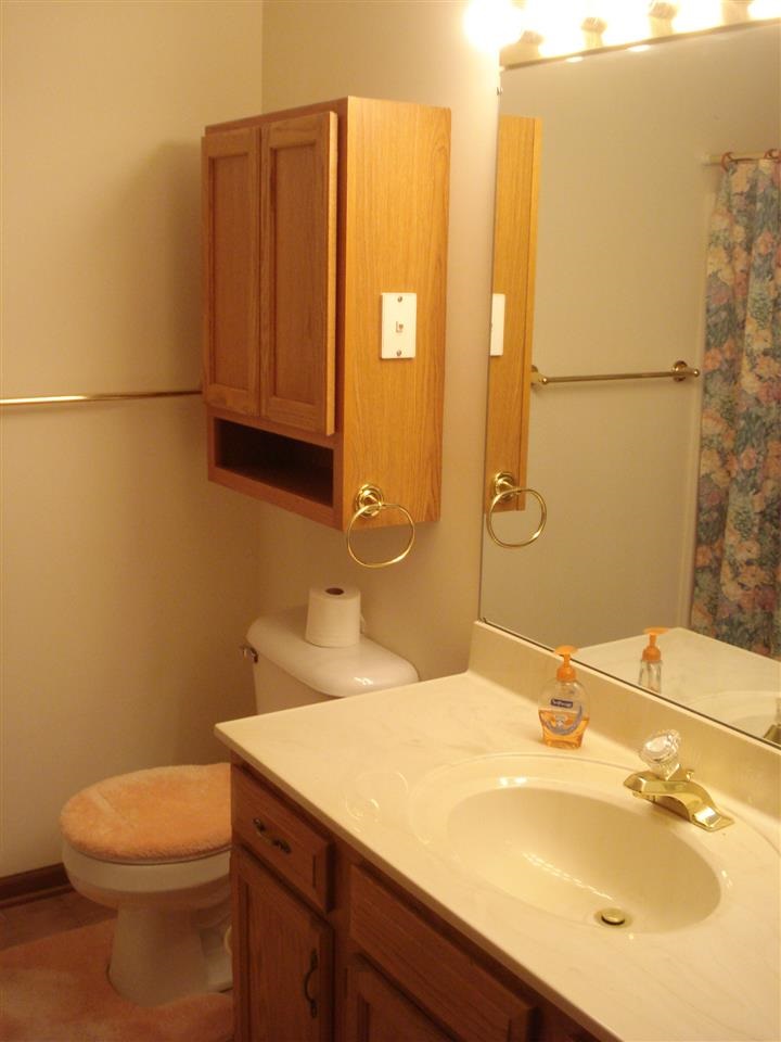 608 W Fox Rd, Fairmount, IN 46928 photo 5
