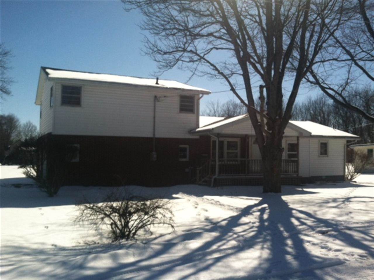 720 E 31st St, Marion, IN 46953 photo 1