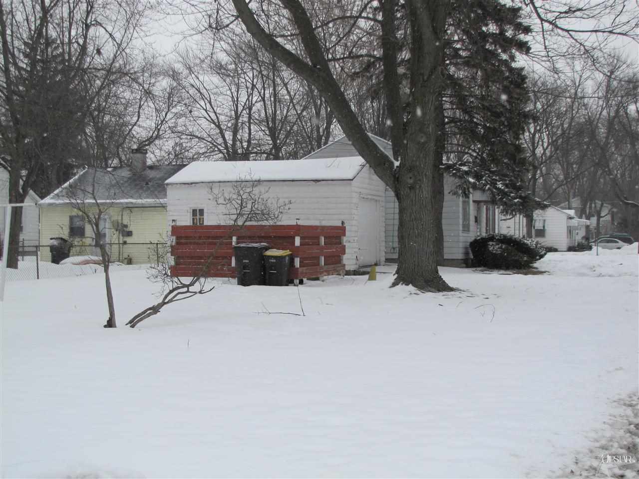 727 E Sherwood Ter, Fort Wayne, IN 46806 photo 4