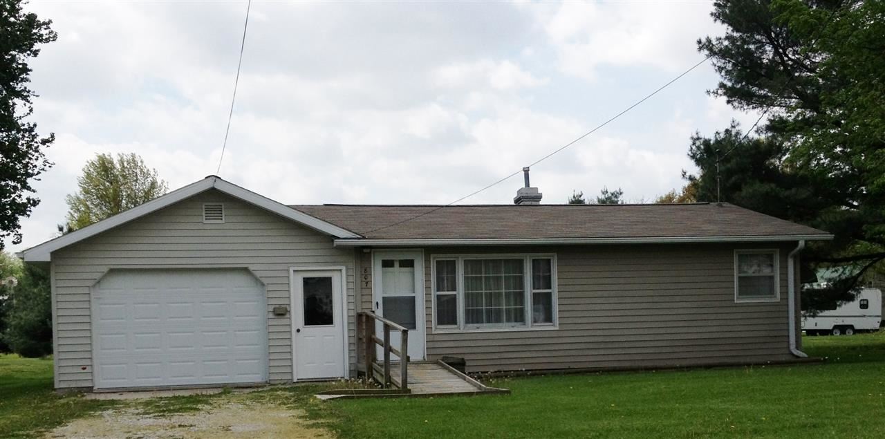 807 Park St, Loogootee, IN 47553 photo 1