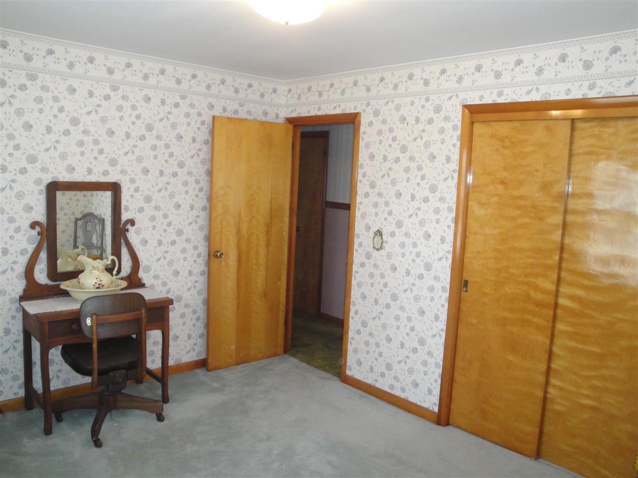 2533 Inderrieden Rd, Chandler, IN 47610 photo 10