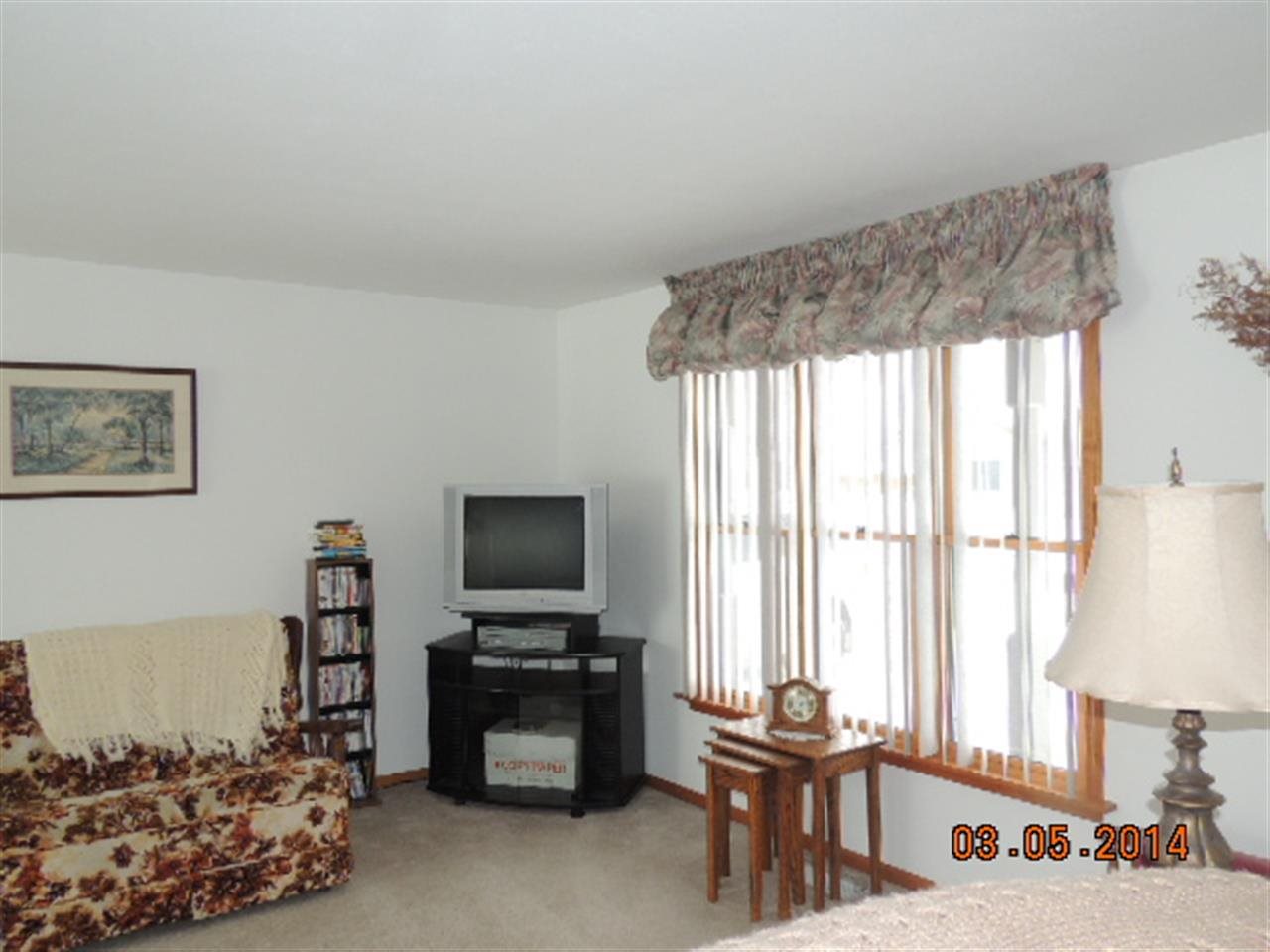 65852 Harwood Dr, Goshen, IN 46526 photo 2