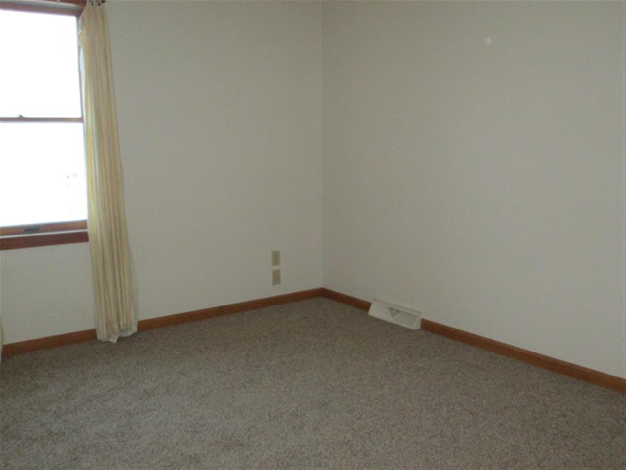 601 Danbury Dr, Goshen, IN 46526 photo 16