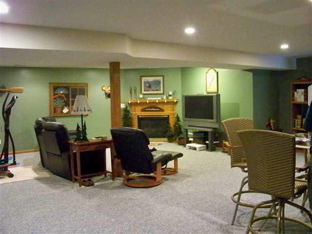 1814 Woodgate Dr, Goshen, IN 46526 photo 21