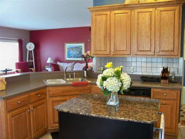 1814 Woodgate Dr, Goshen, IN 46526 photo 7