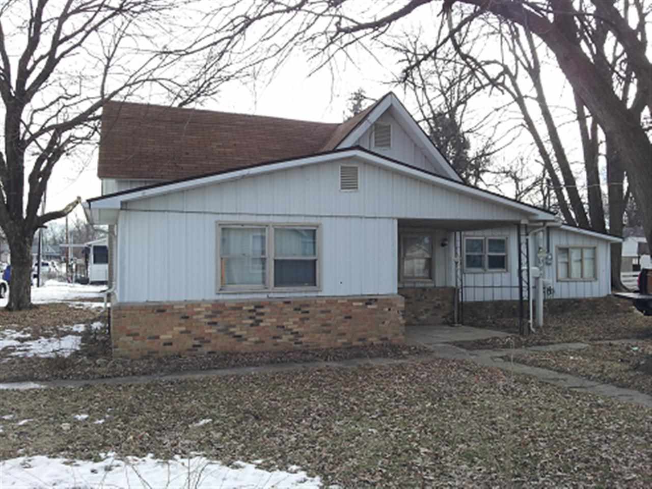 959 W Paris St, Frankfort, IN 46041 photo 1