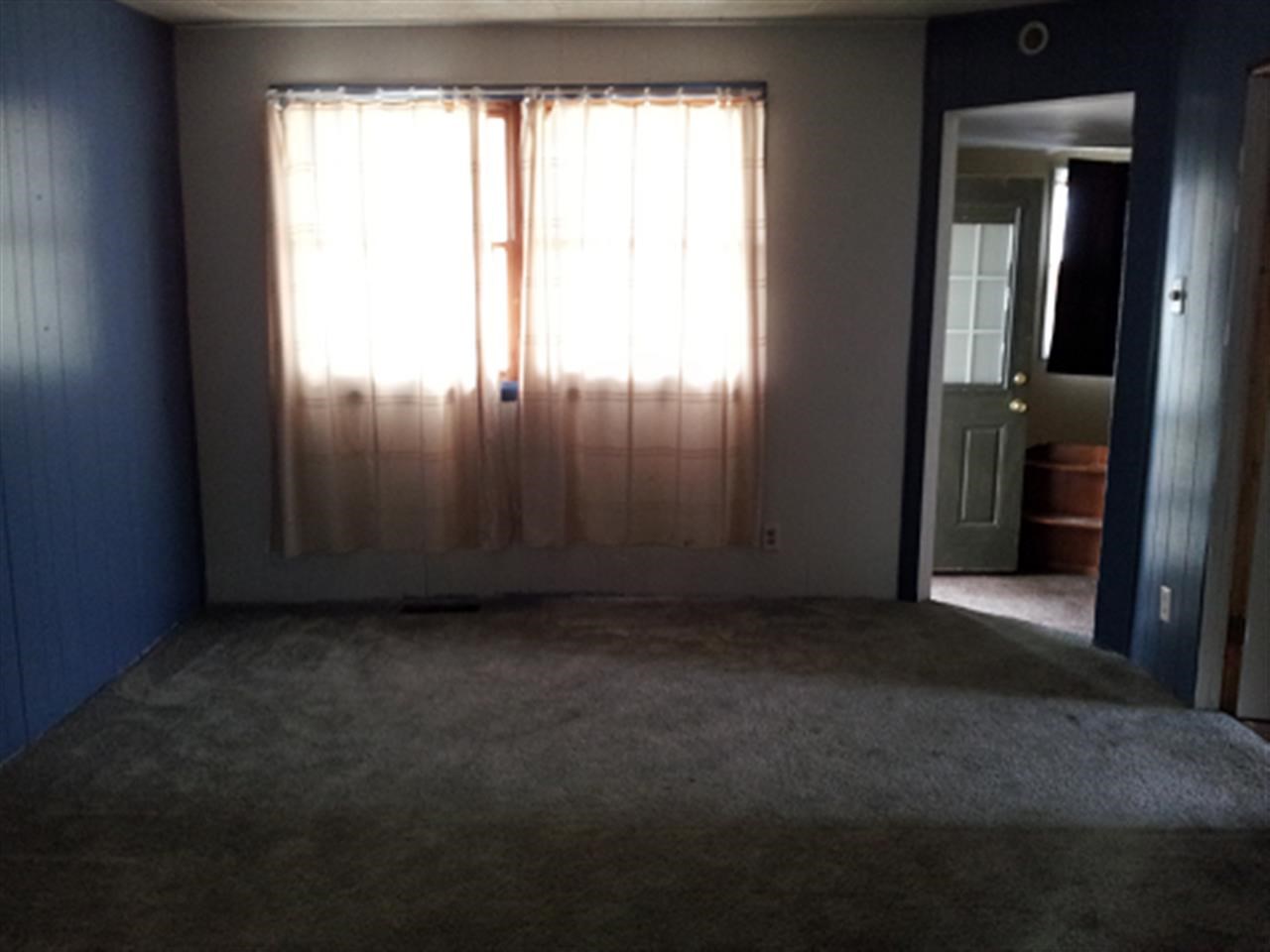 959 W Paris St, Frankfort, IN 46041 photo 3