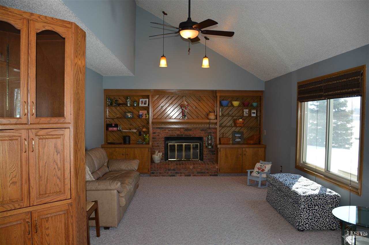 9505 Sweetwater Ct, New Haven, IN 46774 photo 9