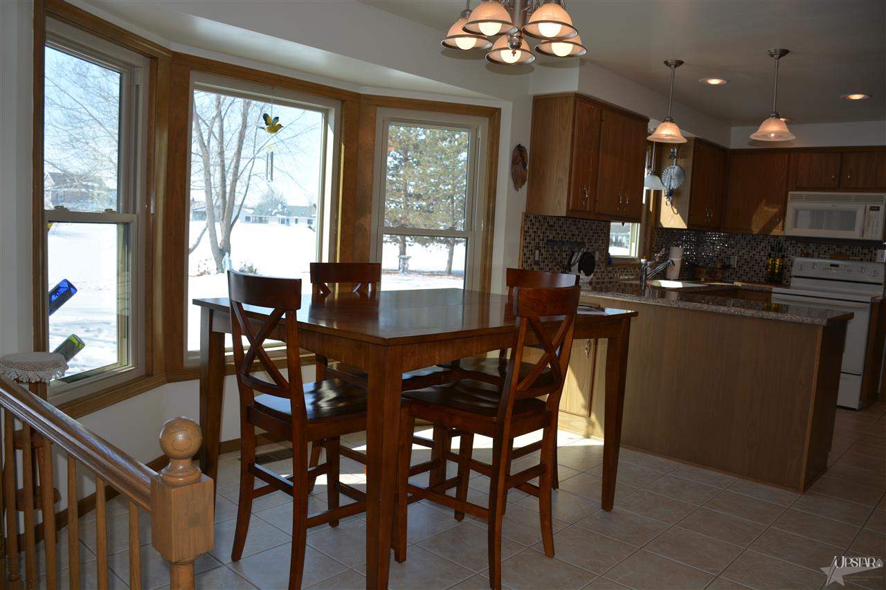 9505 Sweetwater Ct, New Haven, IN 46774 photo 8