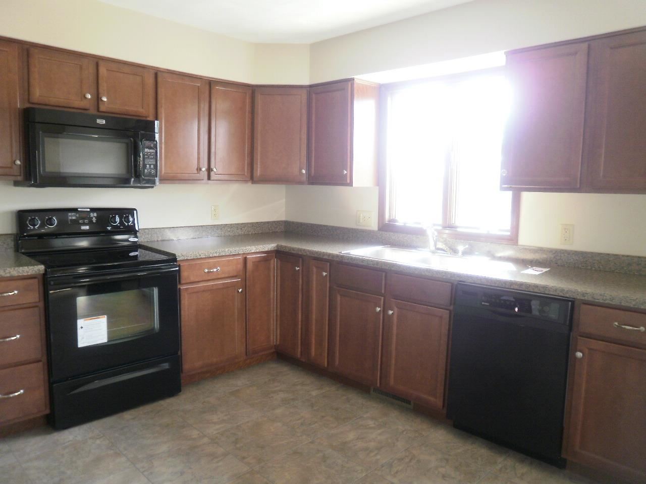868 Hopf Ave, Jasper, IN 47546 photo 3